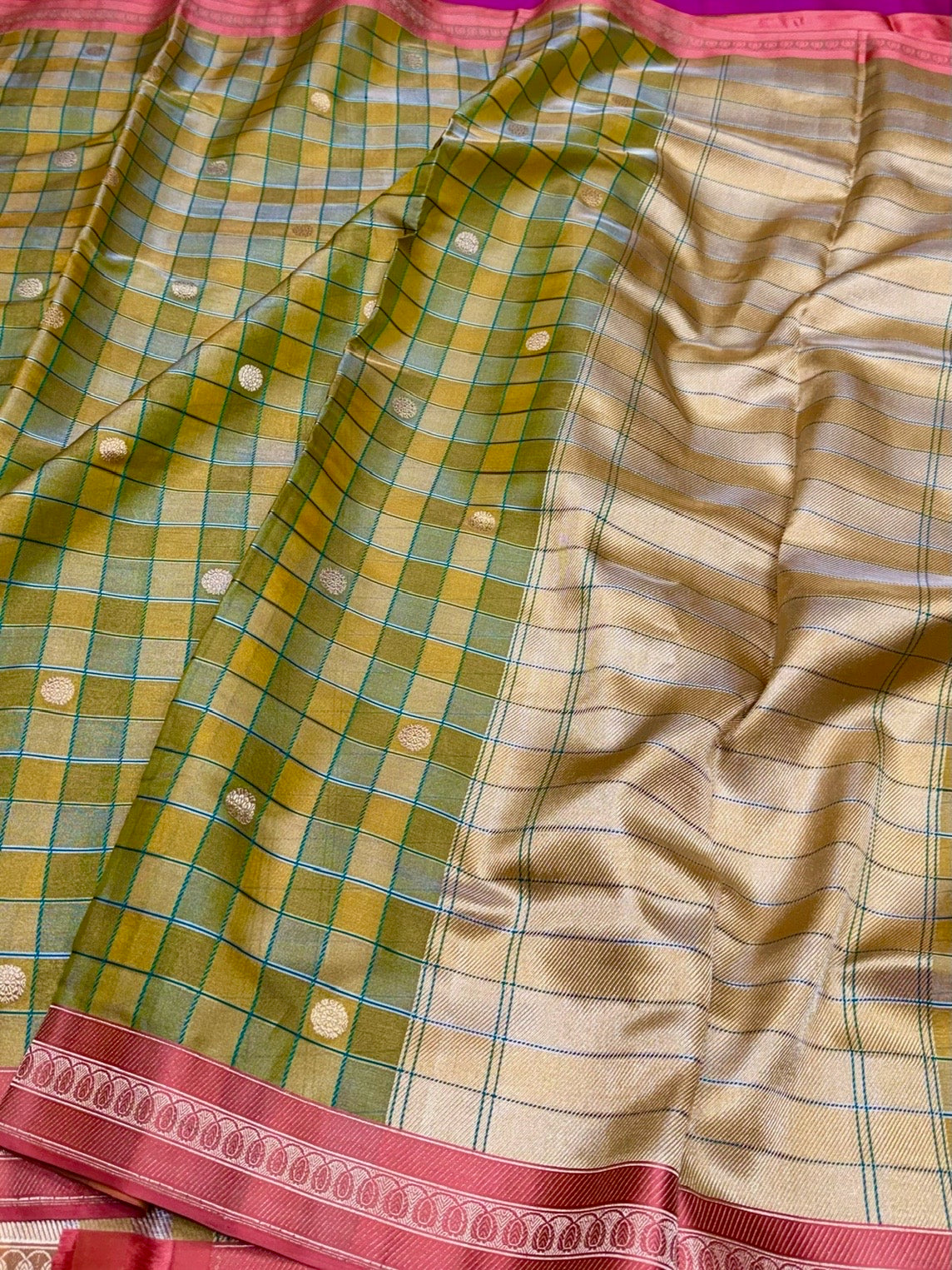 Yellow Handwoven Pure Banarasi Tissue Saree