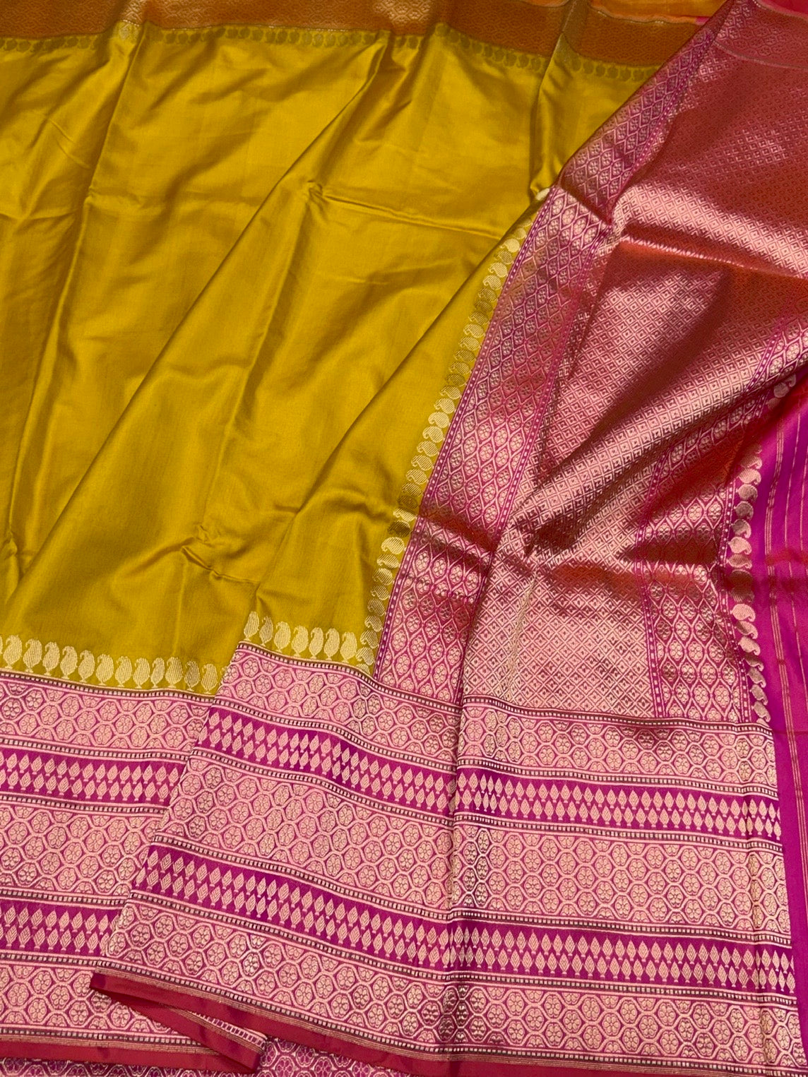 Mustard Yellow Handwoven Pure Banarasi Ektara Silk Saree – Kadwa Iktara Weave, Pure Mulberry Silk