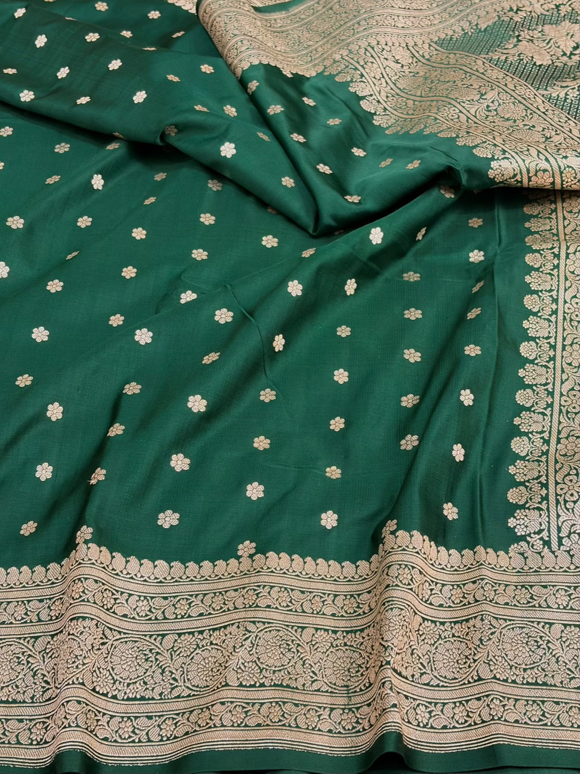 Bottle Green Handwoven Pure Banarasi Satin Silk Saree