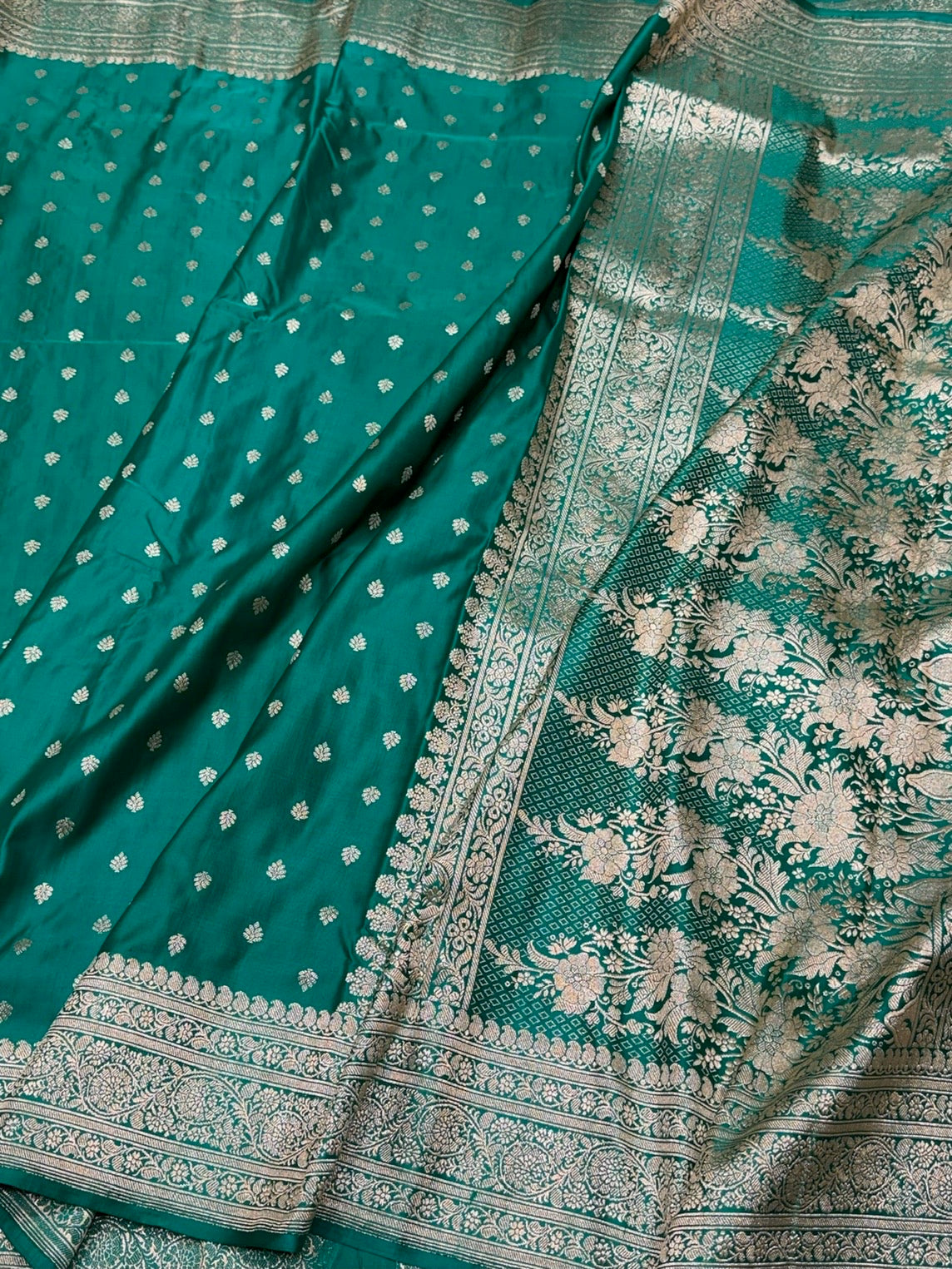 Teal Green Vintage Banarasi Pure Satin Silk Brocade Saree – Luxury Cutwork Wedding &amp; Festive Saree