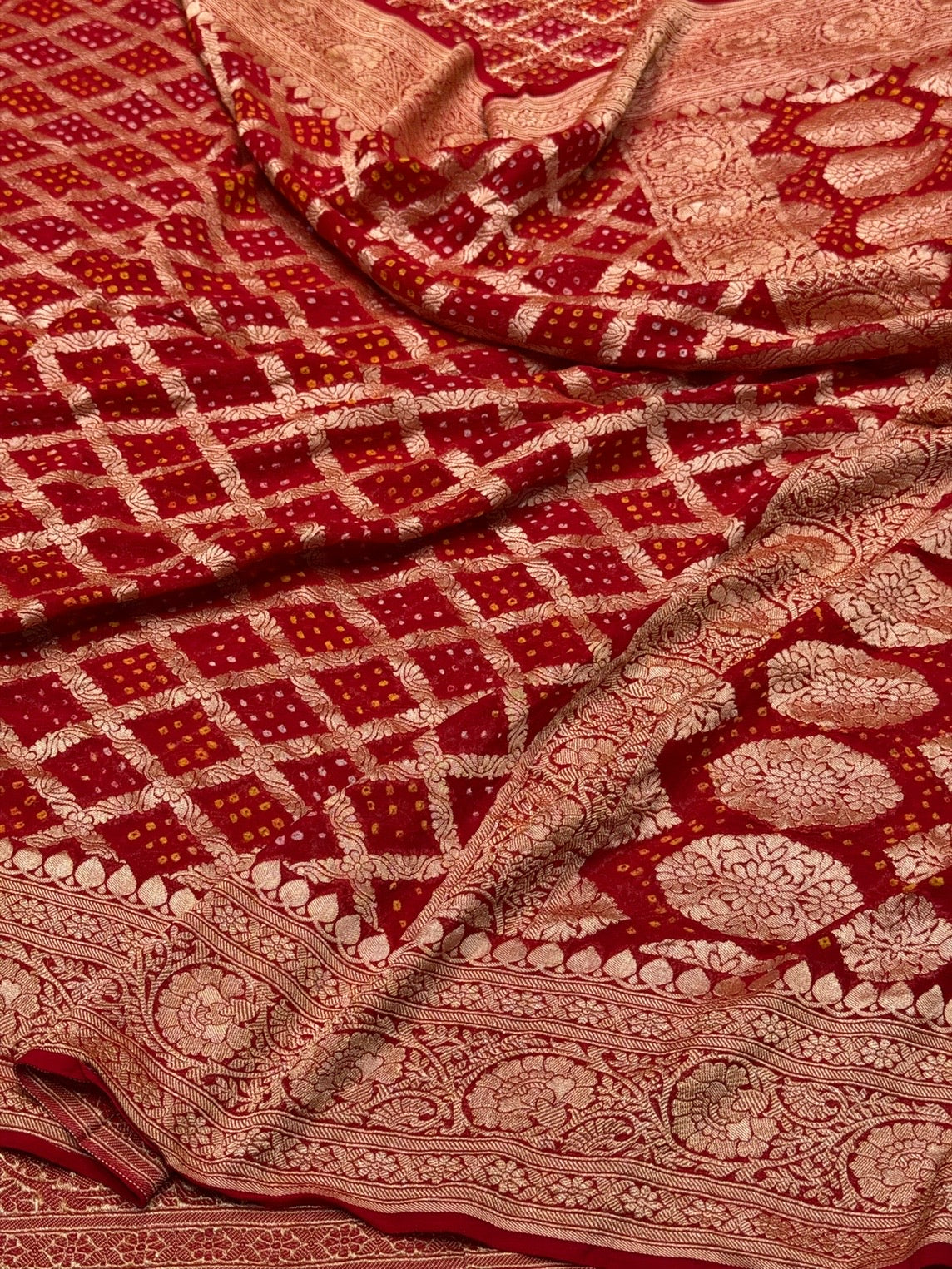 Red Banarasi Pure Bandhej Georgette Saree – Luxury Cutwork Brocade Festive Saree