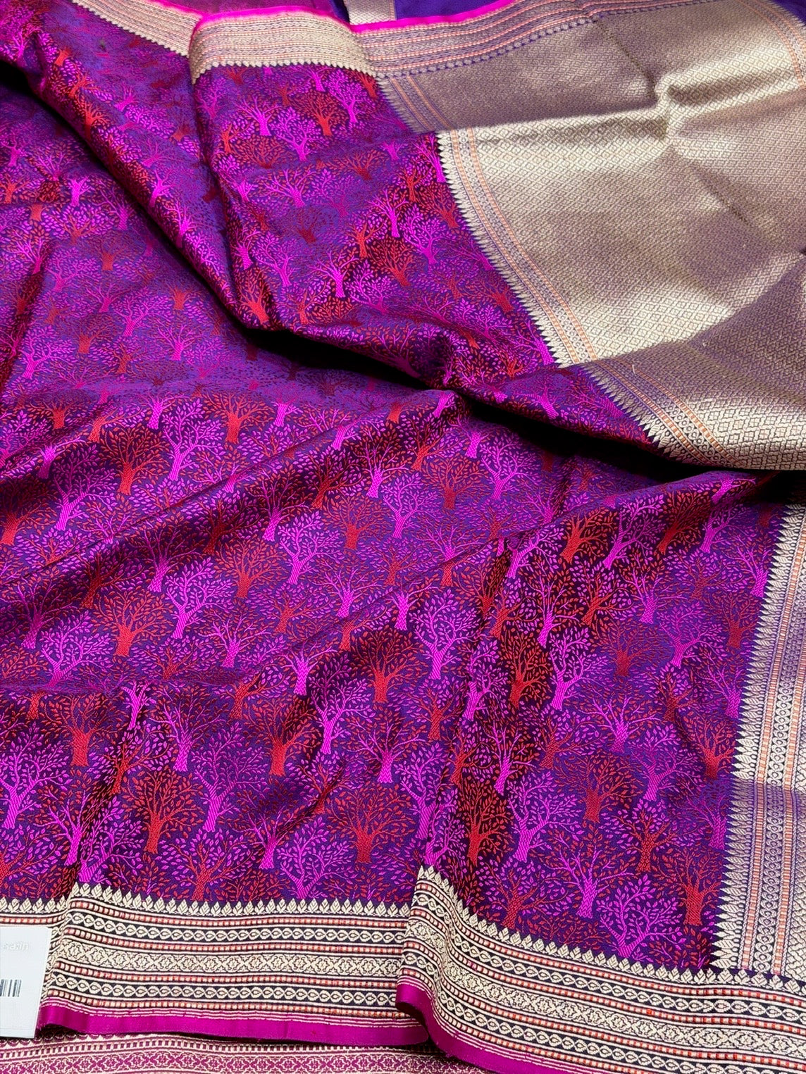 Purple Handwoven Pure Banarasi Satin Tanchoi Silk Saree