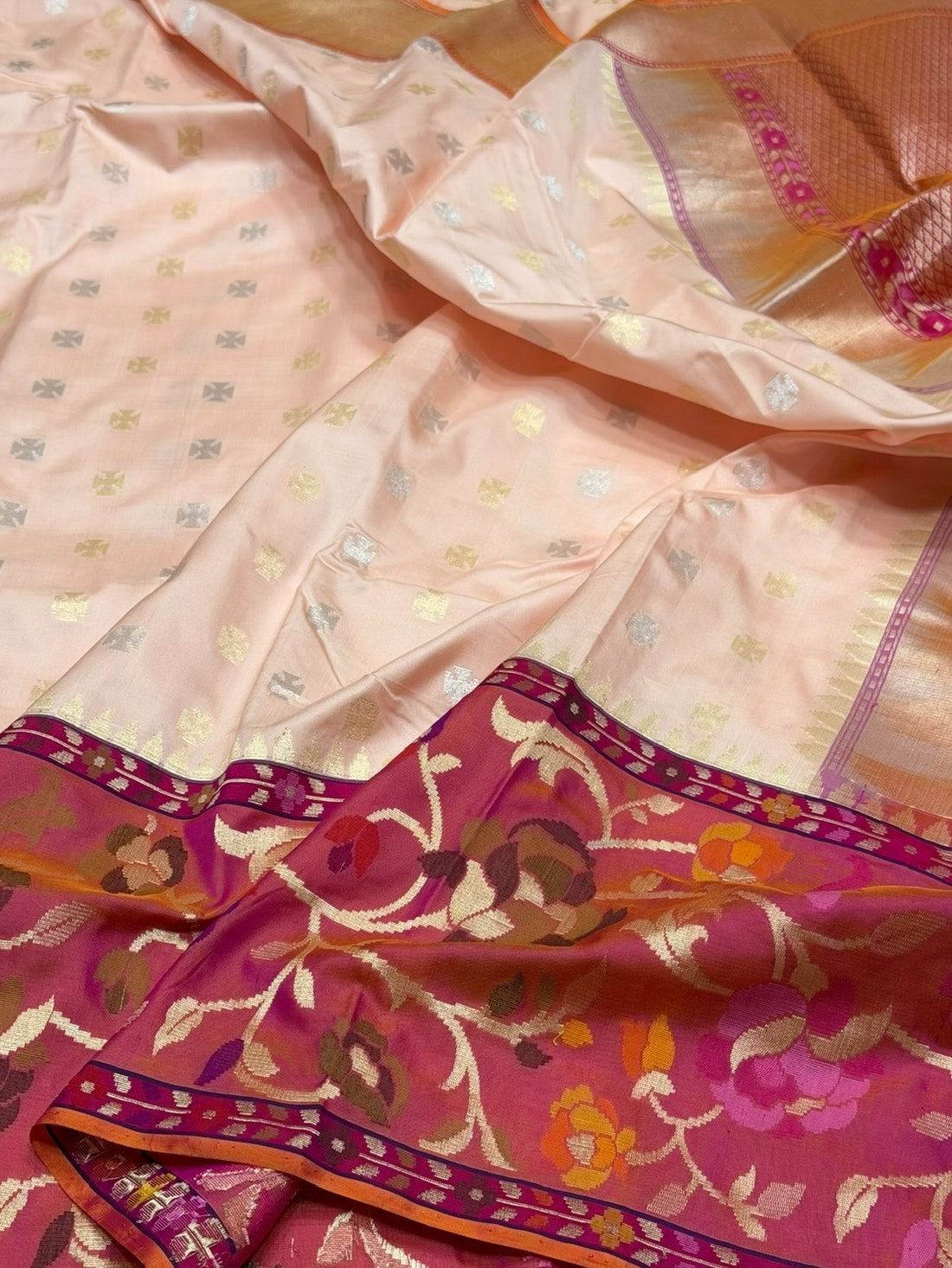 Powder Pink Handwoven Pure Banarasi Ektara Silk Saree