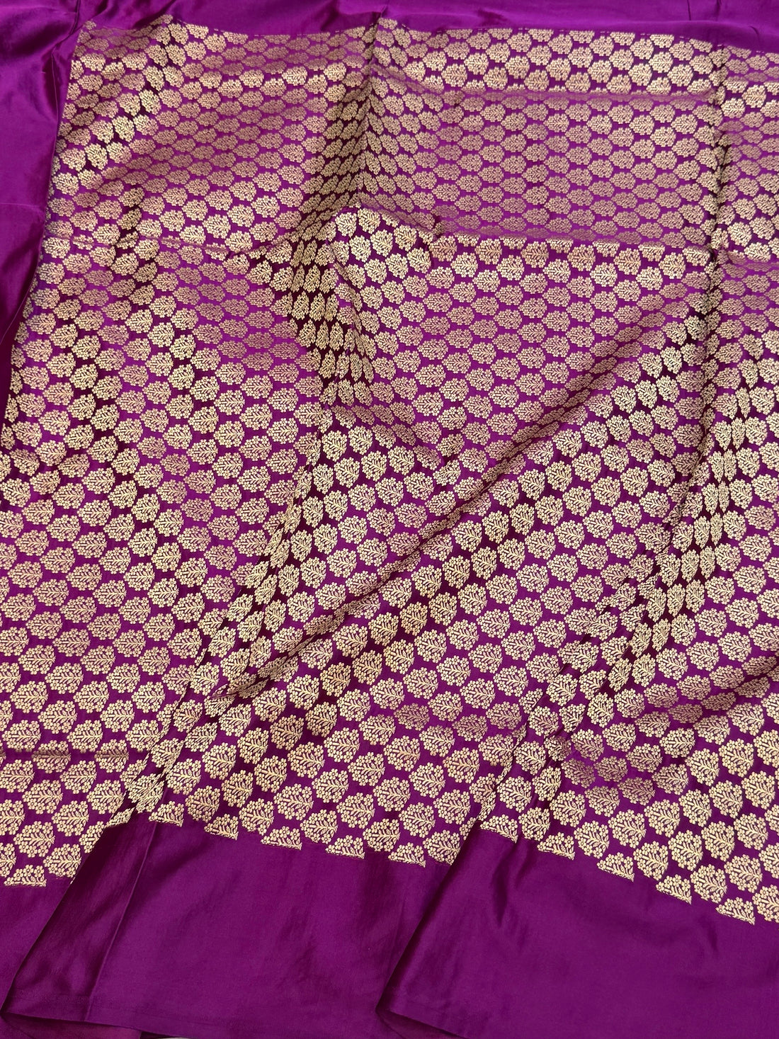Magenta Pink Handwoven Banarasi Pure Mashru Satin Silk Saree