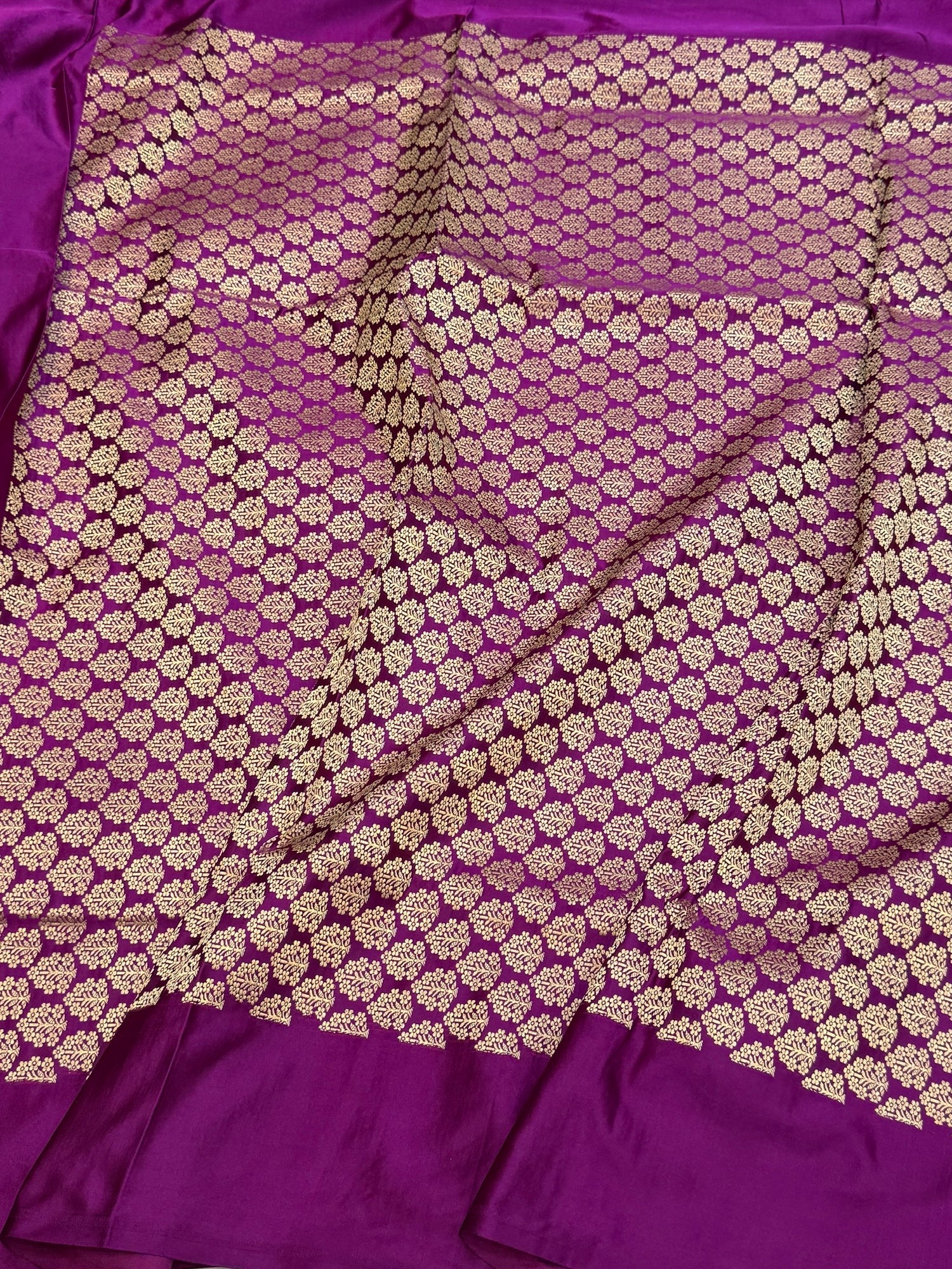 Magenta Pink Handwoven Banarasi Pure Mashru Satin Silk Saree