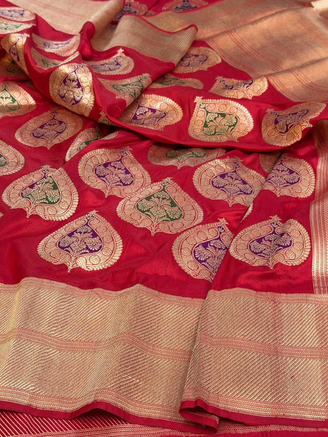 Red Handwoven Pure Katan Silk Banarasi Saree