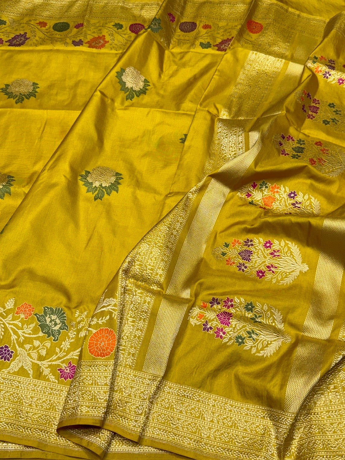 Yellow Handwoven Pure Banarasi Ektara Silk Saree