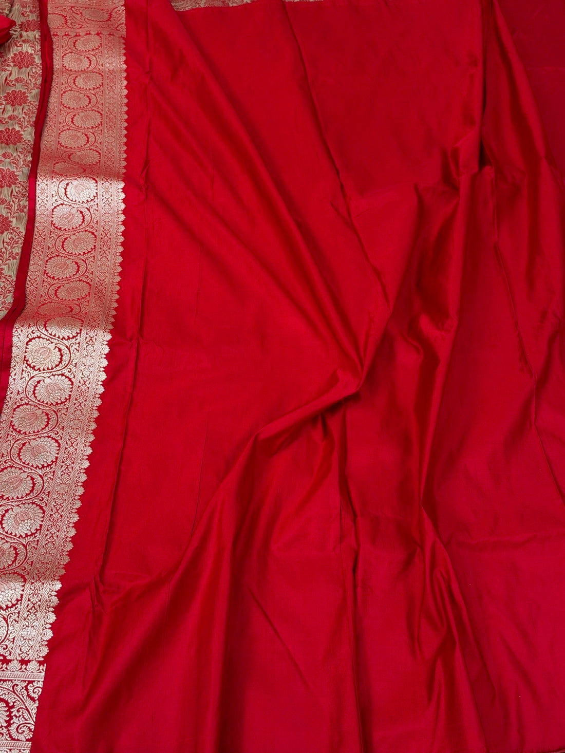 Red Handwoven Vintage Pure Banarasi Satin Silk Saree
