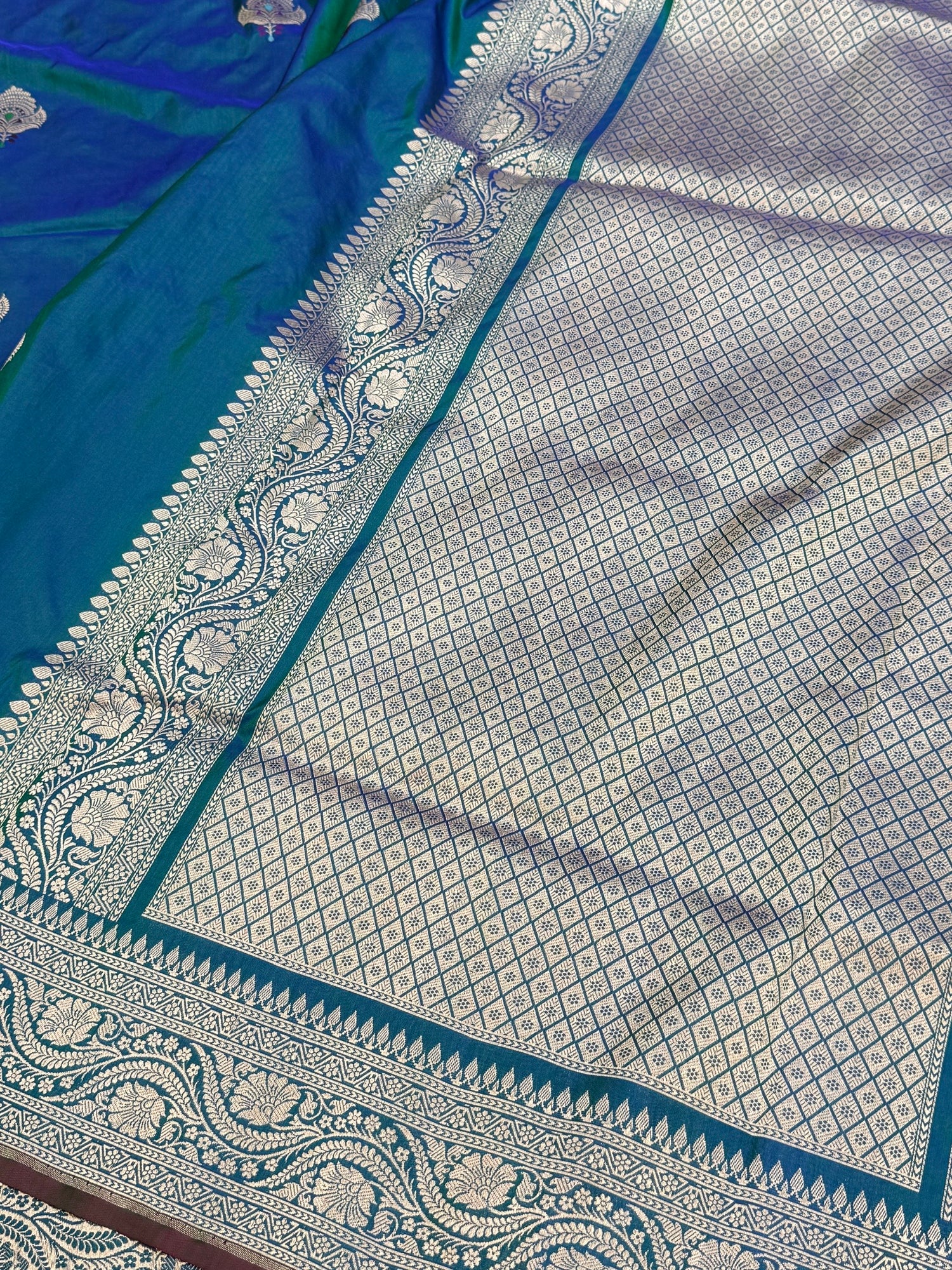 Peacock Blue Handwoven Pure Banarasi Silk Saree