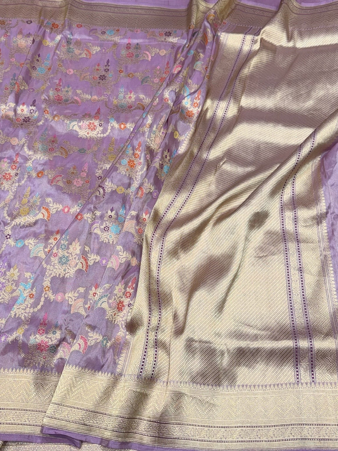Lavender Handwoven Pure Banarasi Tissue Saree