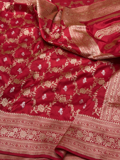 Red Handwoven Pure Banarasi Silk Saree