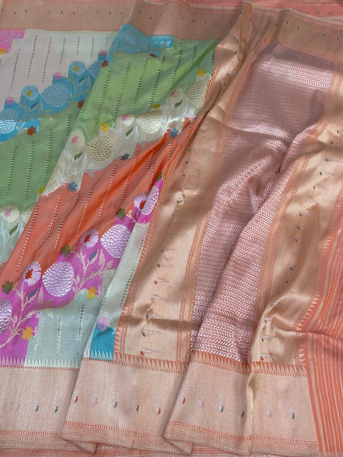 Peach Handwoven Pure Banarasi Rangkaat Silk Saree