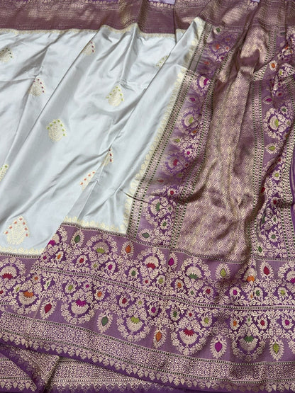 Cream /Magenta Handwoven Pure Banarasi Ektara Silk Saree