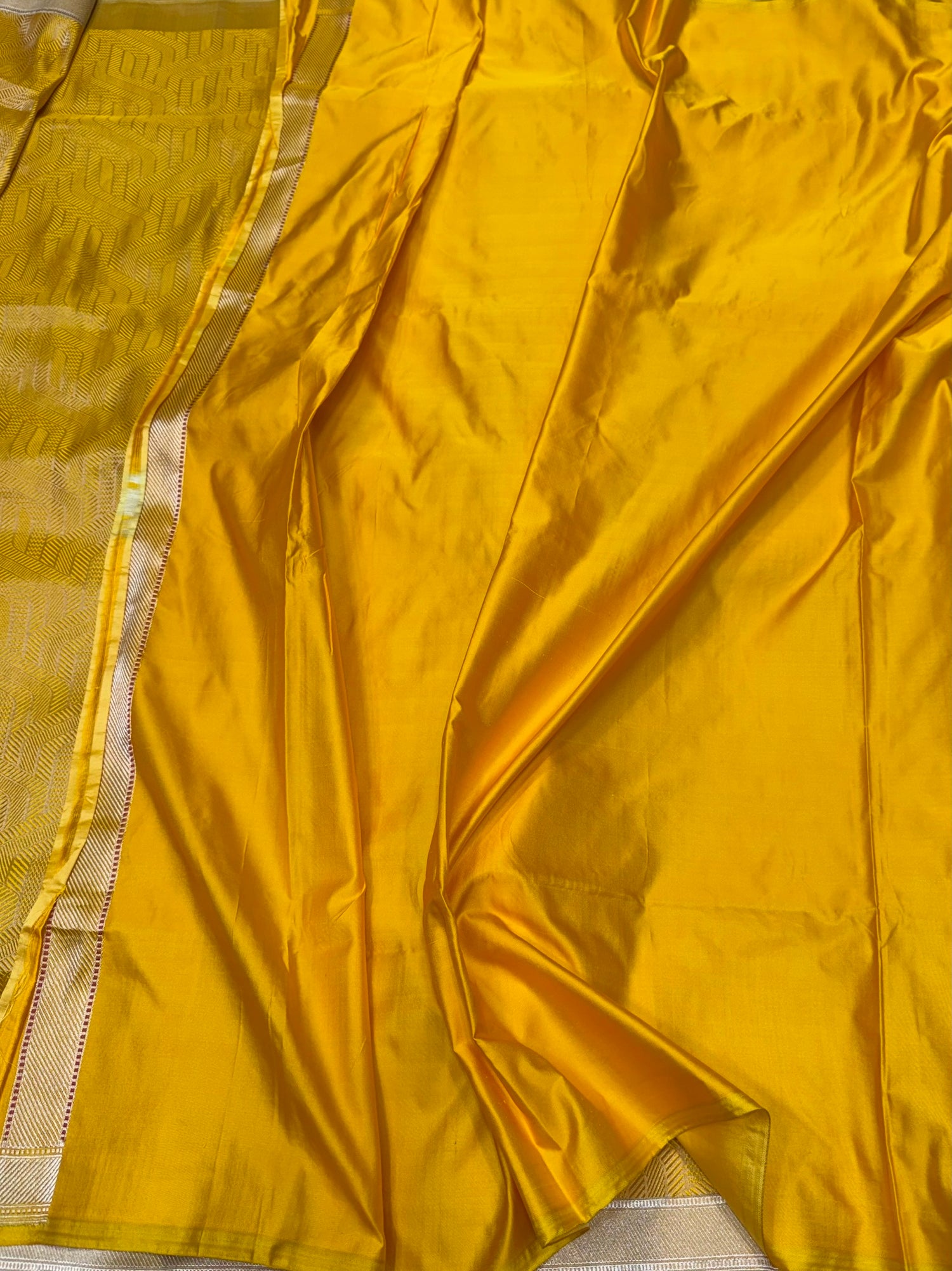Yellow Handwoven Pure Banarasi Satin Silk Brocade Saree – Luxury Brocade Work