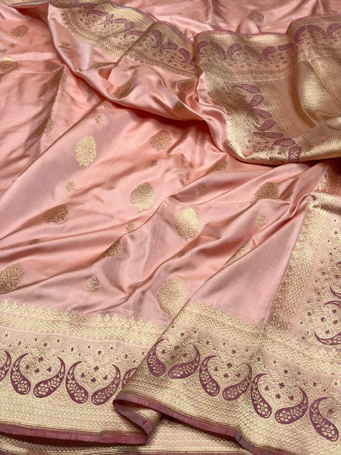 Peach Handwoven Pure Banarasi Ektara Silk Saree – Luxury Kadwa Weave