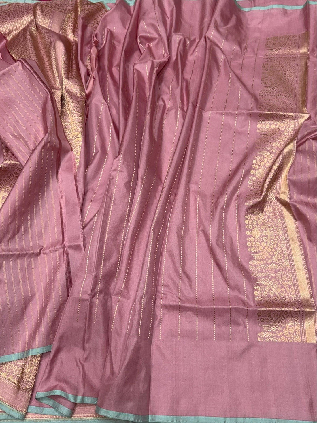 Gajiri Pink Handwoven Pure Banarasi Silk Saree
