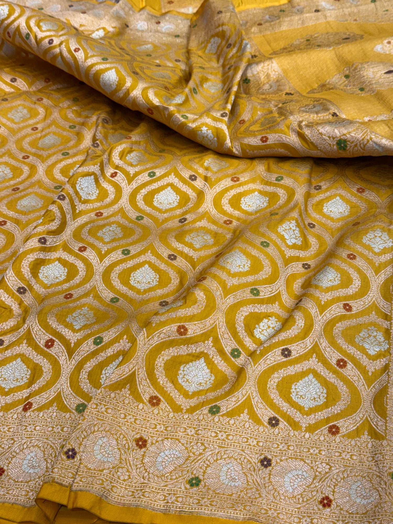 Yellow Banarasi Minakari Pure Katan Silk Saree | Pure Silk | Minakari Work | Cutwork Technique | Banarasi Katan Silk Saree