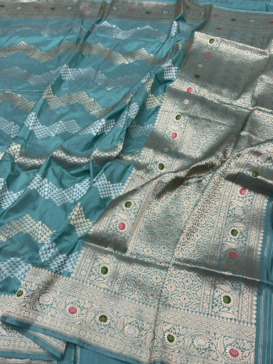 Powder Blue Handwoven Pure Banarasi Silk Saree