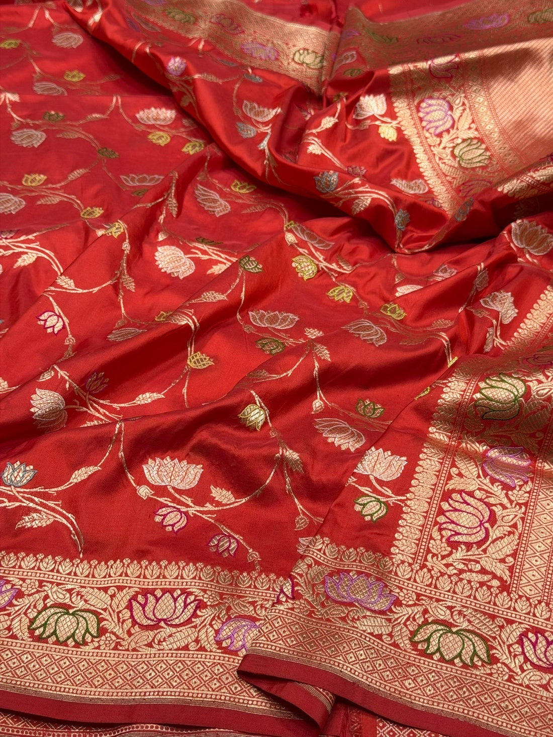 Red Handwoven Pure Banarasi Silk Saree in Kadwa Weave | Authentic Katan Mulberry Silk