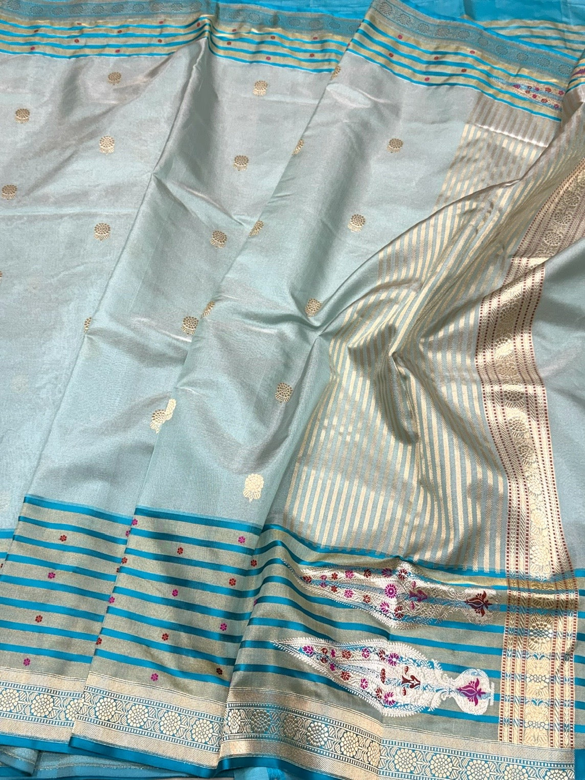 Ice Blue Handwoven Pure Banarasi Ektara Tissue Saree | Lightweight Kadwa Katan Silk