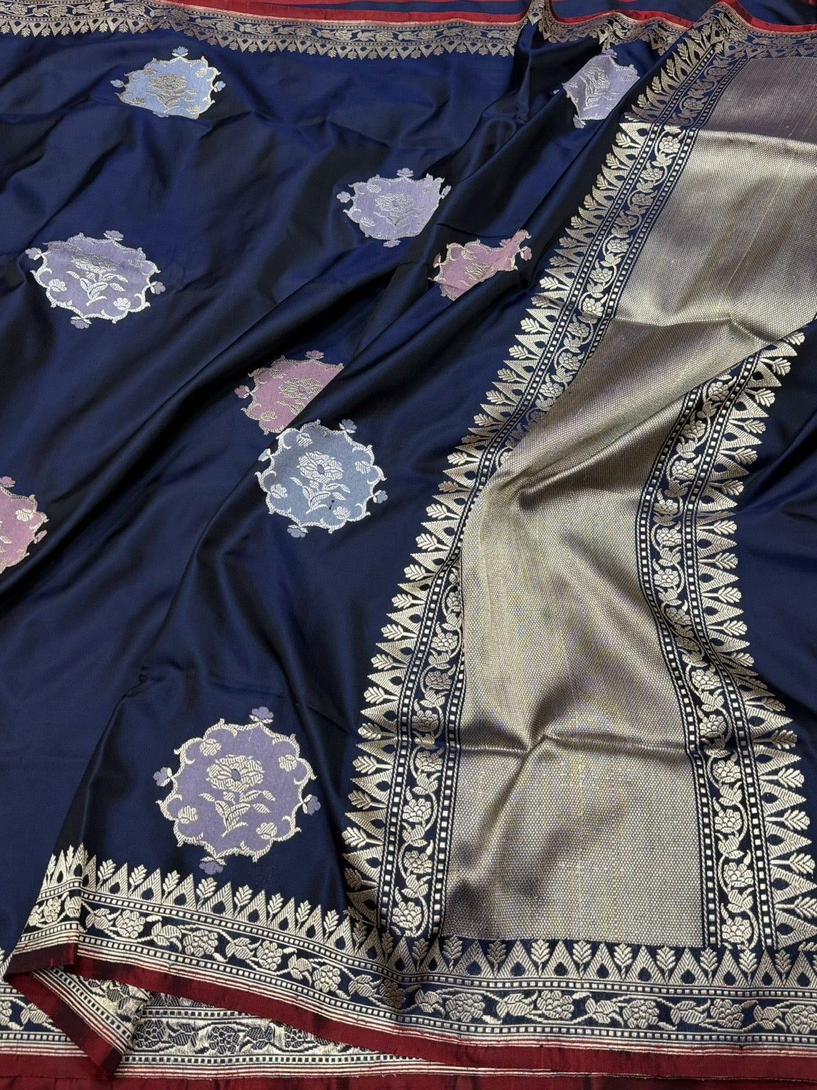 Navy Blue Handwoven Pure Banarasi Ektara Silk Saree – Luxury Kadwa Weave