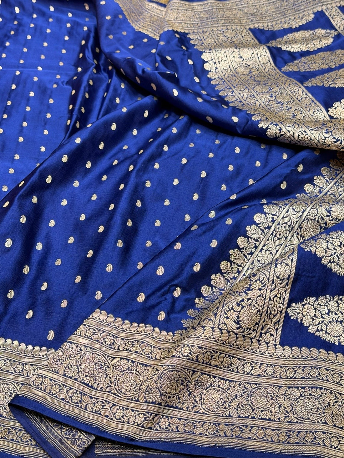 Royal Blue Handwoven Vintage Pure Banarasi Satin Silk Saree