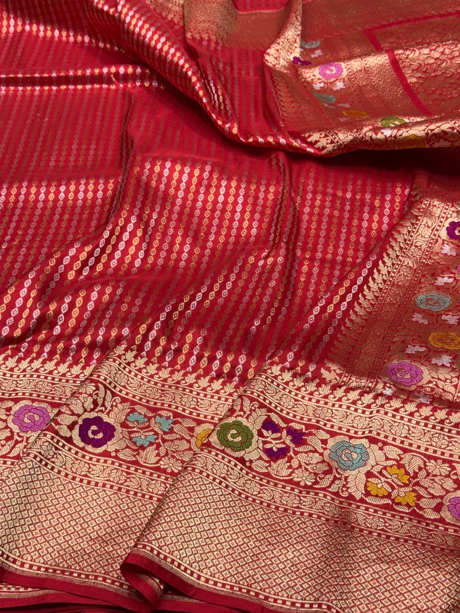 Red Handwoven Pure Banarasi Silk Saree