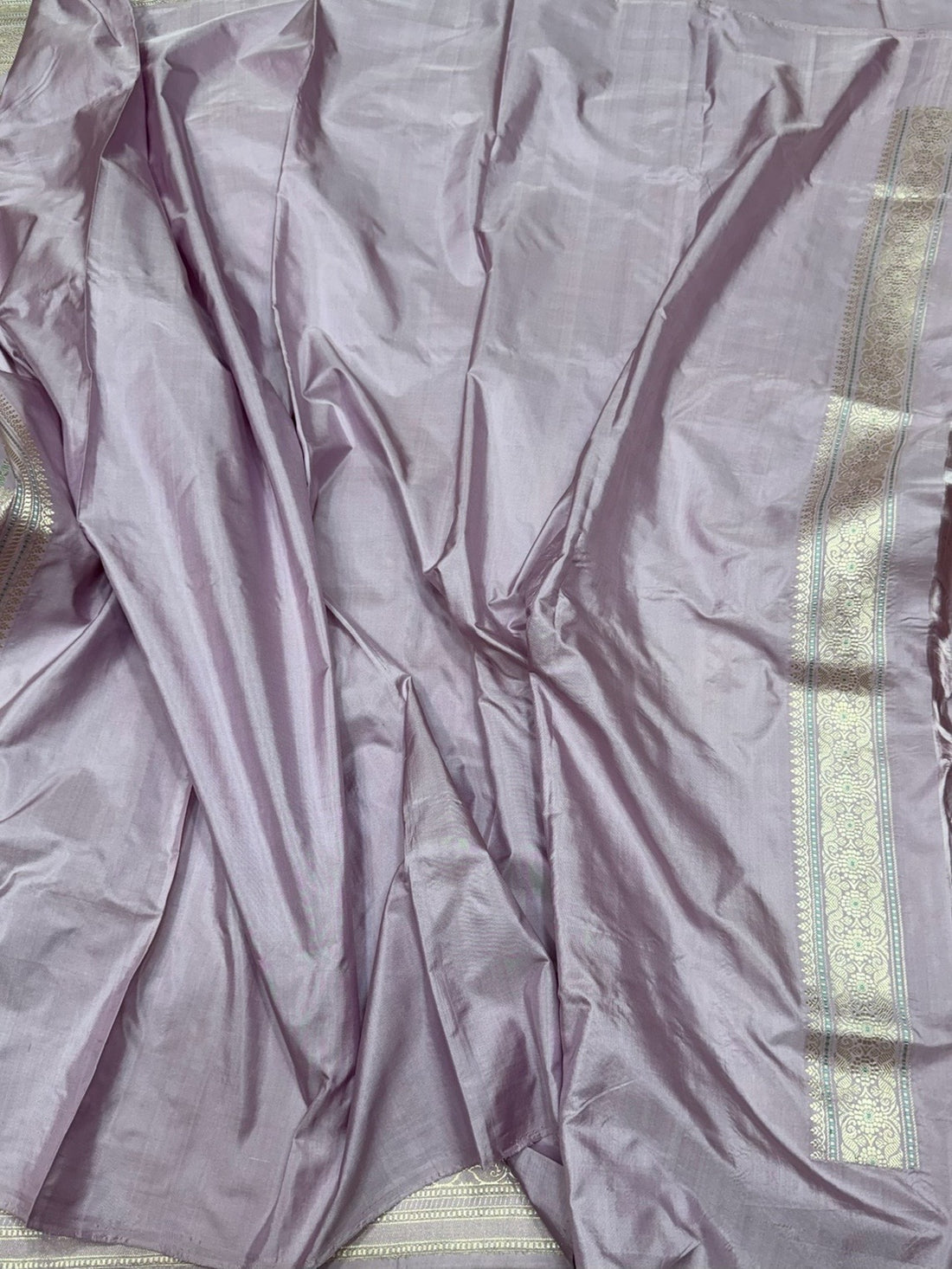 Lilac Handwoven Pure Banarasi Silk Saree