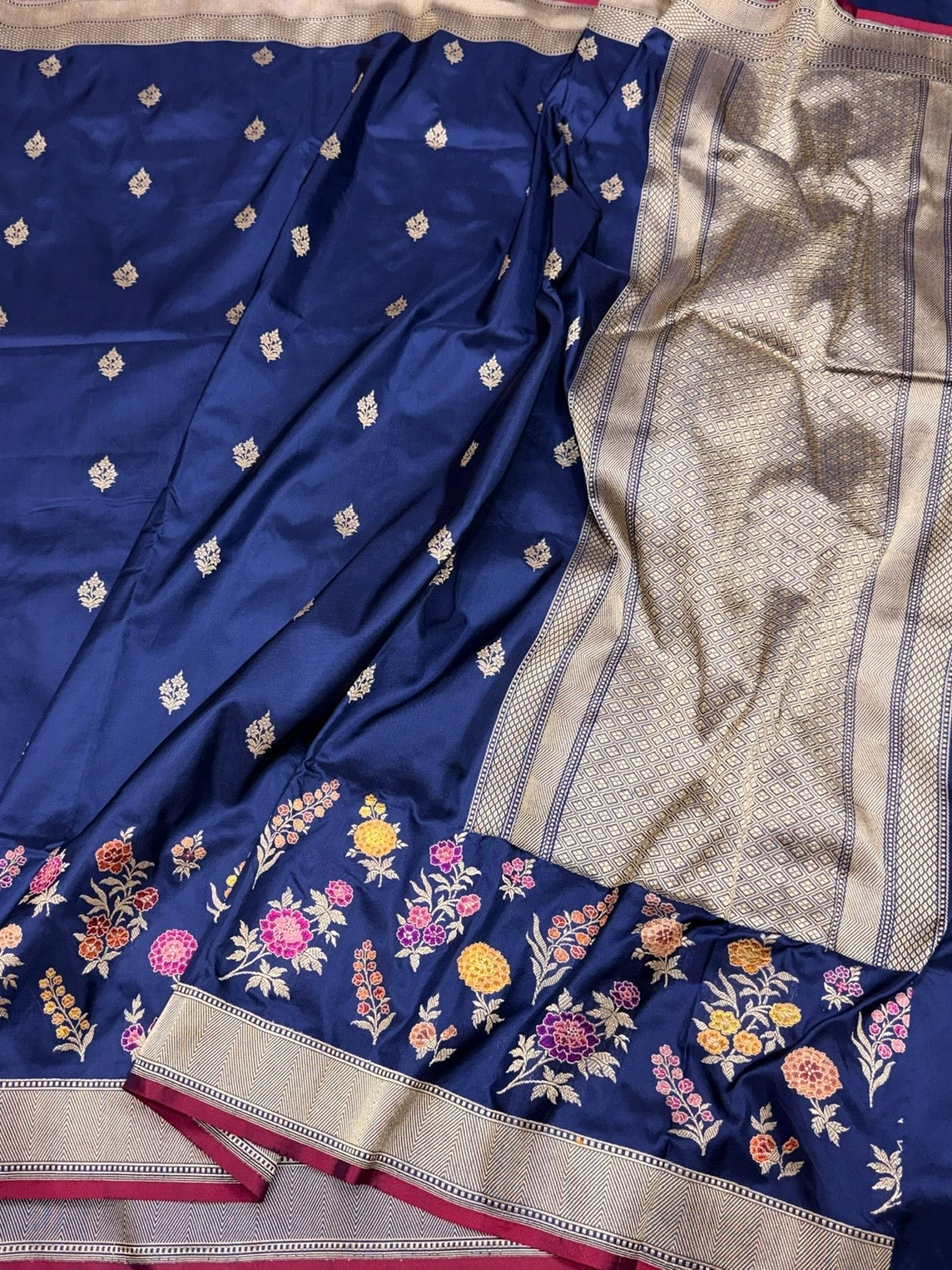 Navy Blue Handwoven Pure Banarasi Silk Saree