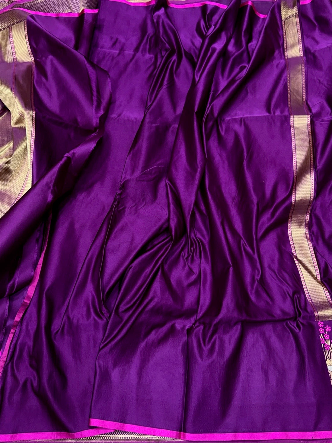 Purple Handwoven Pure Banarasi Mashru Satin Silk Saree