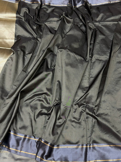 Black Handwoven Pure Banarasi Satin Tanchoi Silk Saree