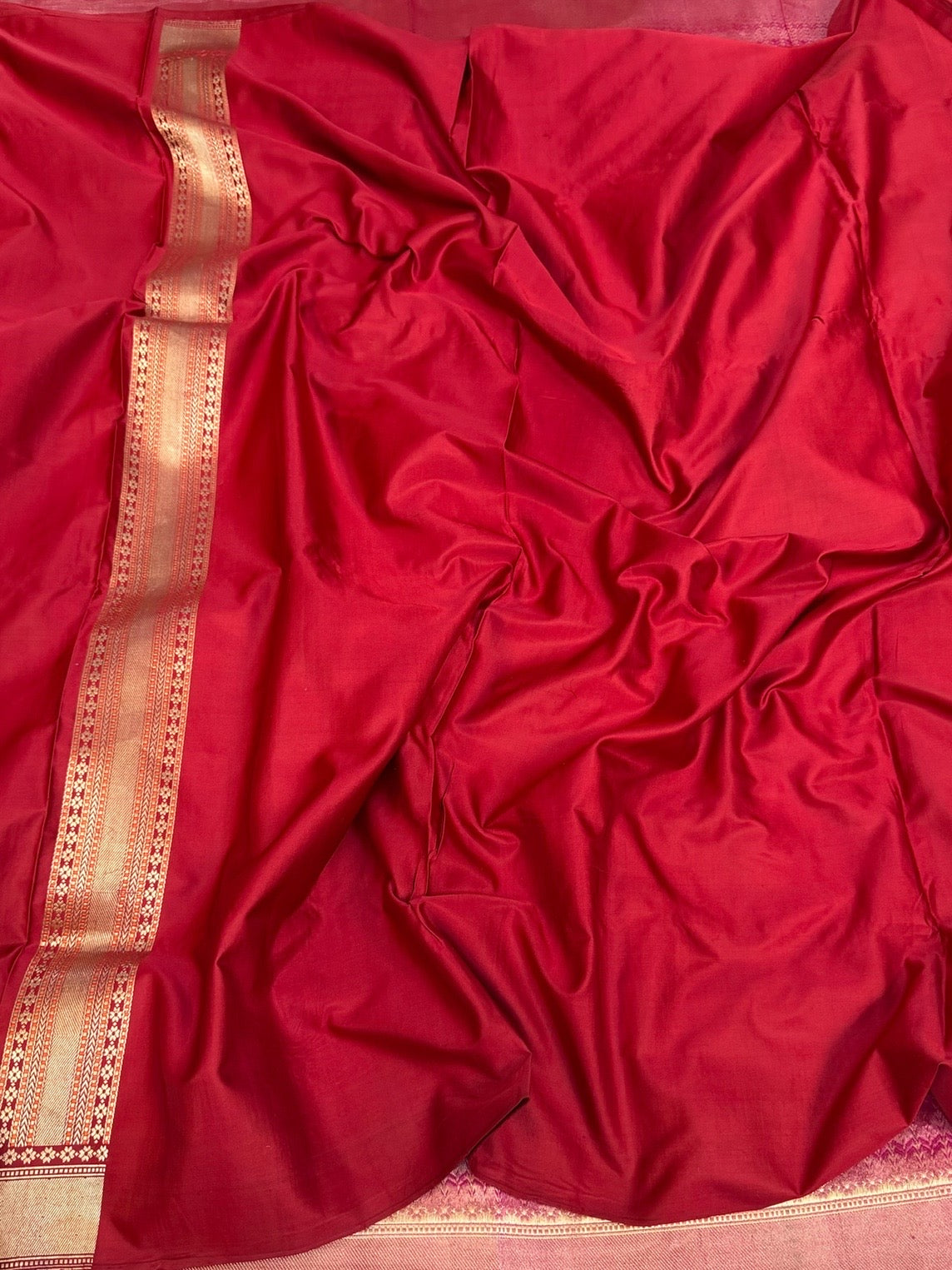 Red Handwoven Pure Banarasi Satin Tanchoi Silk Saree