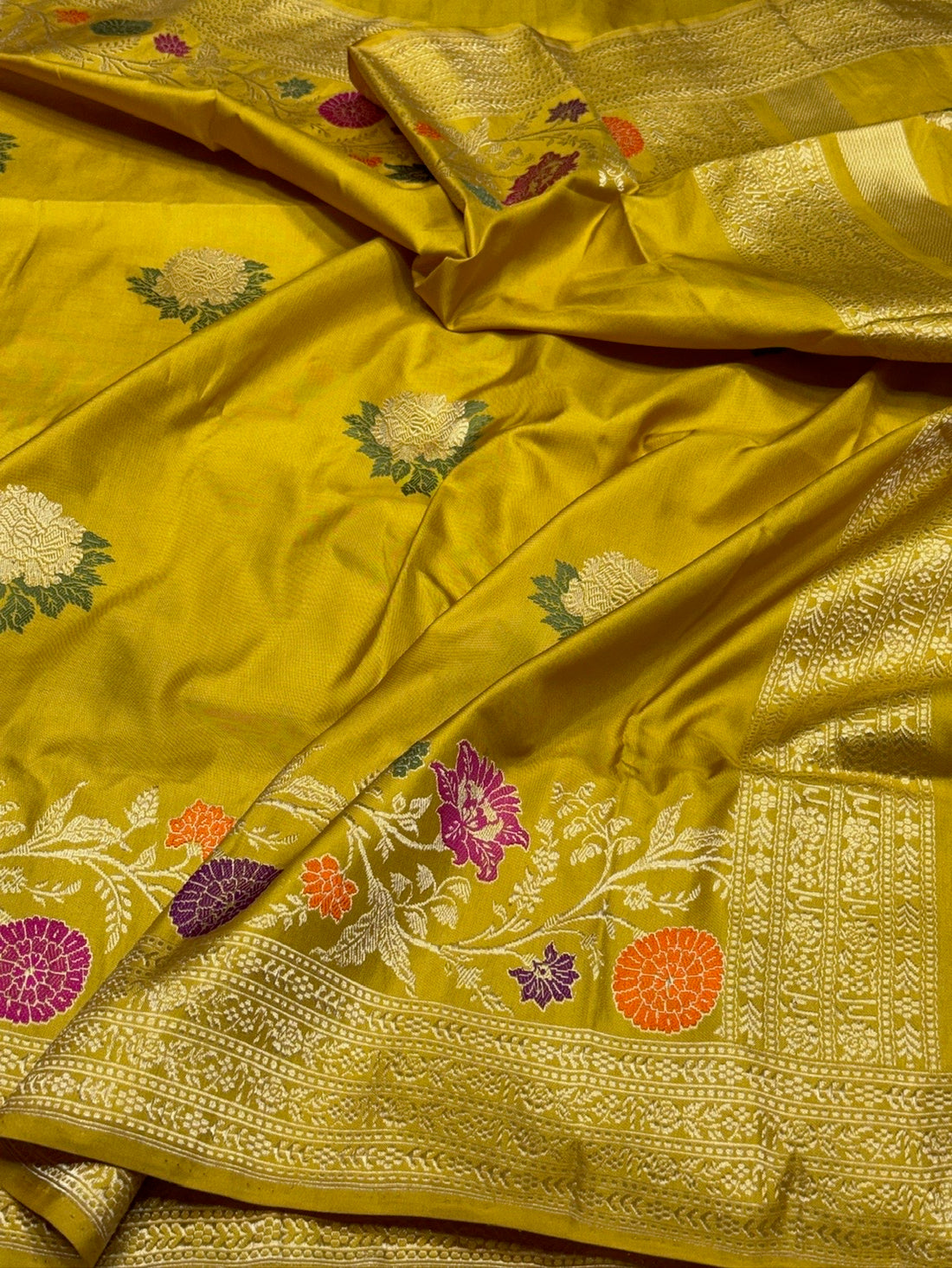 Yellow Handwoven Pure Banarasi Ektara Silk Saree