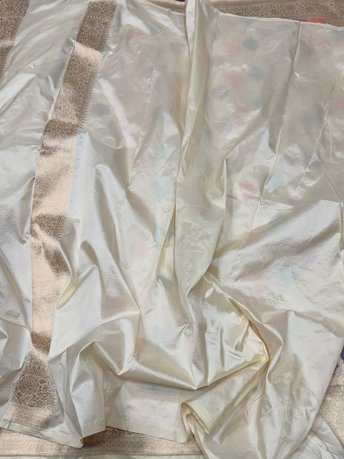 Ivory Banarasi Pure Rangkaat Silk Saree – Cutwork Weave in 100% Pure Katan Silk