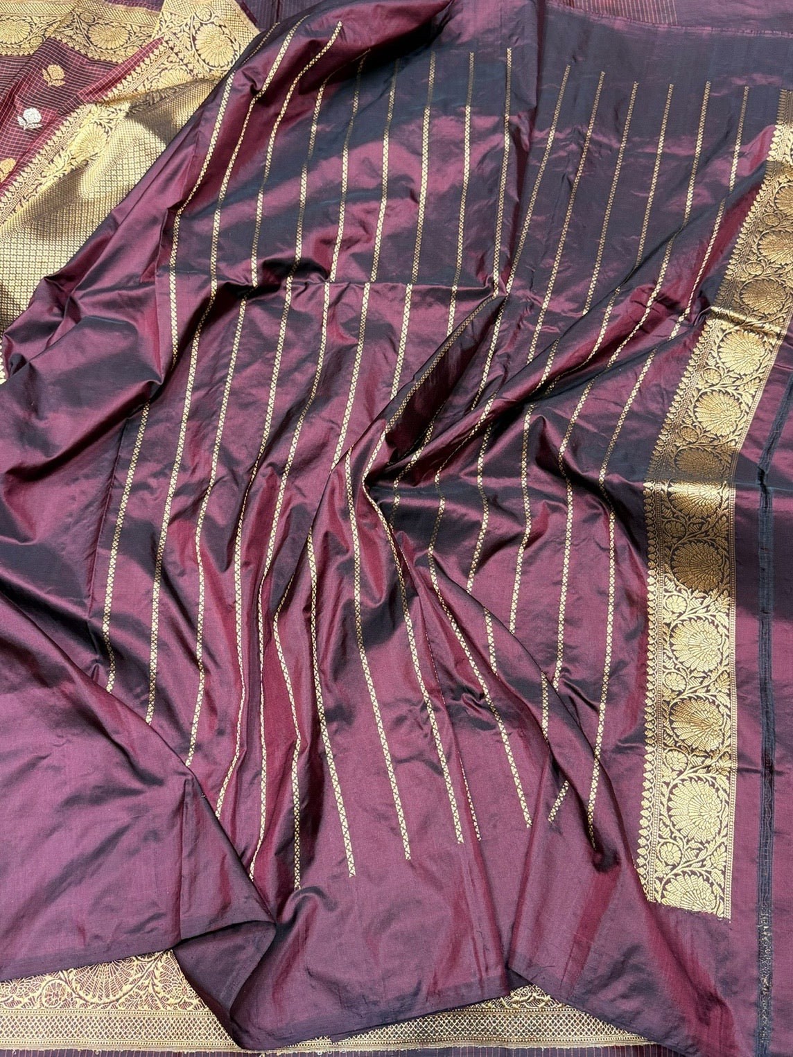 Handwoven Pure Banarasi Saree in Katan Silk – Traditional Checks Weave