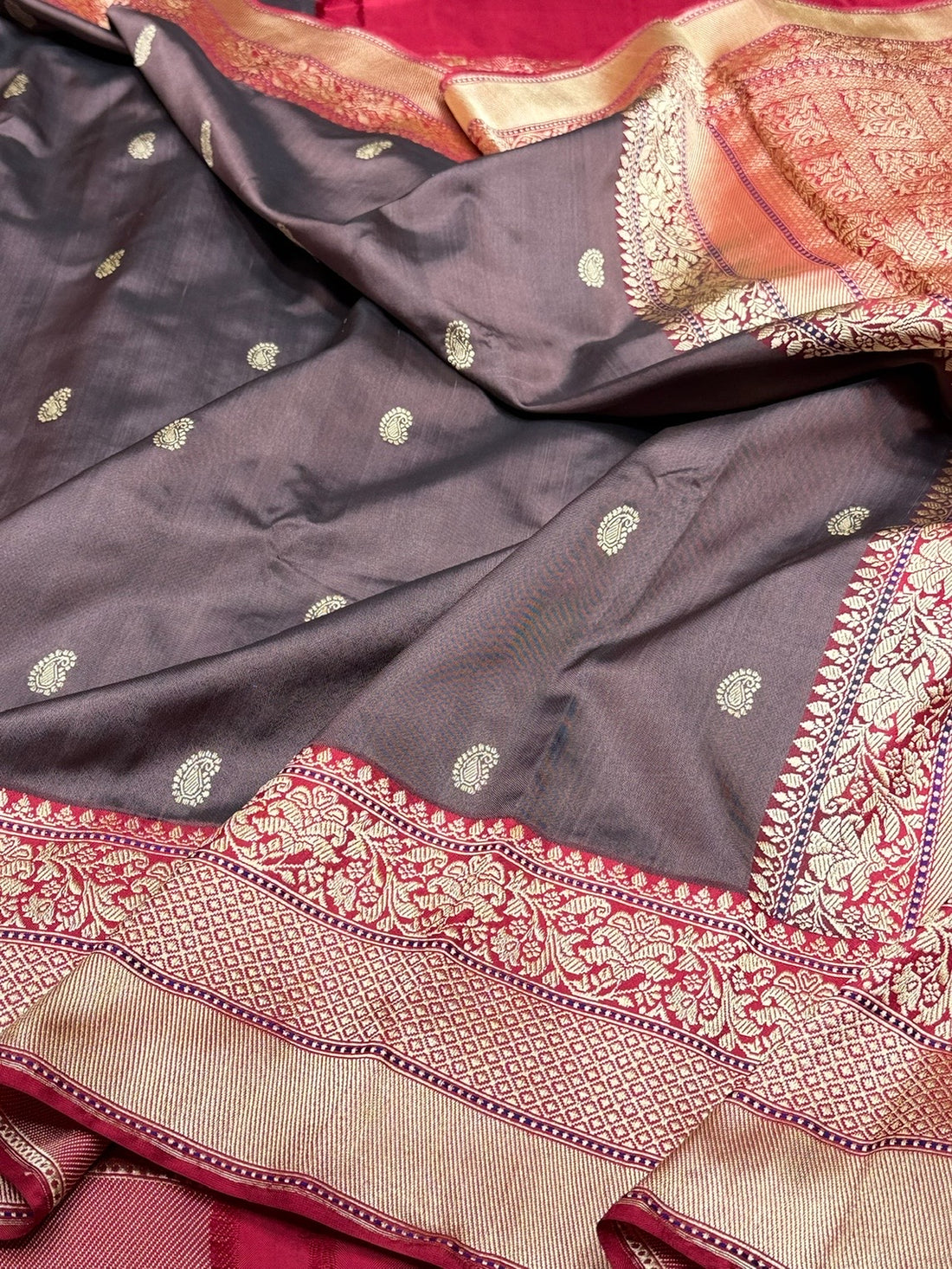 Chocolate Brown Handwoven Pure Banarasi Ektara Silk Saree – Luxury Kadwa Weave