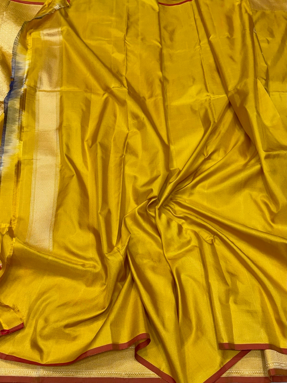 Mustard Yellow Handwoven Pure Banarasi Katan Silk Saree – Kadwa Weave | Traditional Kadiyal Border | 100% Pure Mulberry Silk