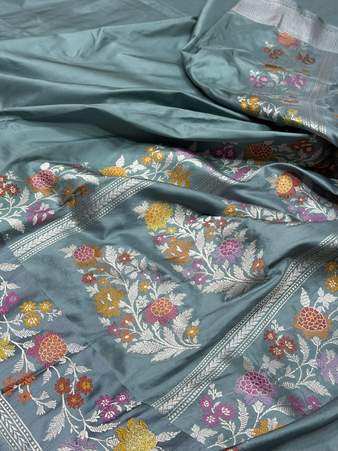 Grey Handwoven Pure Banarasi Silk Saree in Kadwa Weave | Authentic Katan Mulberry Silk