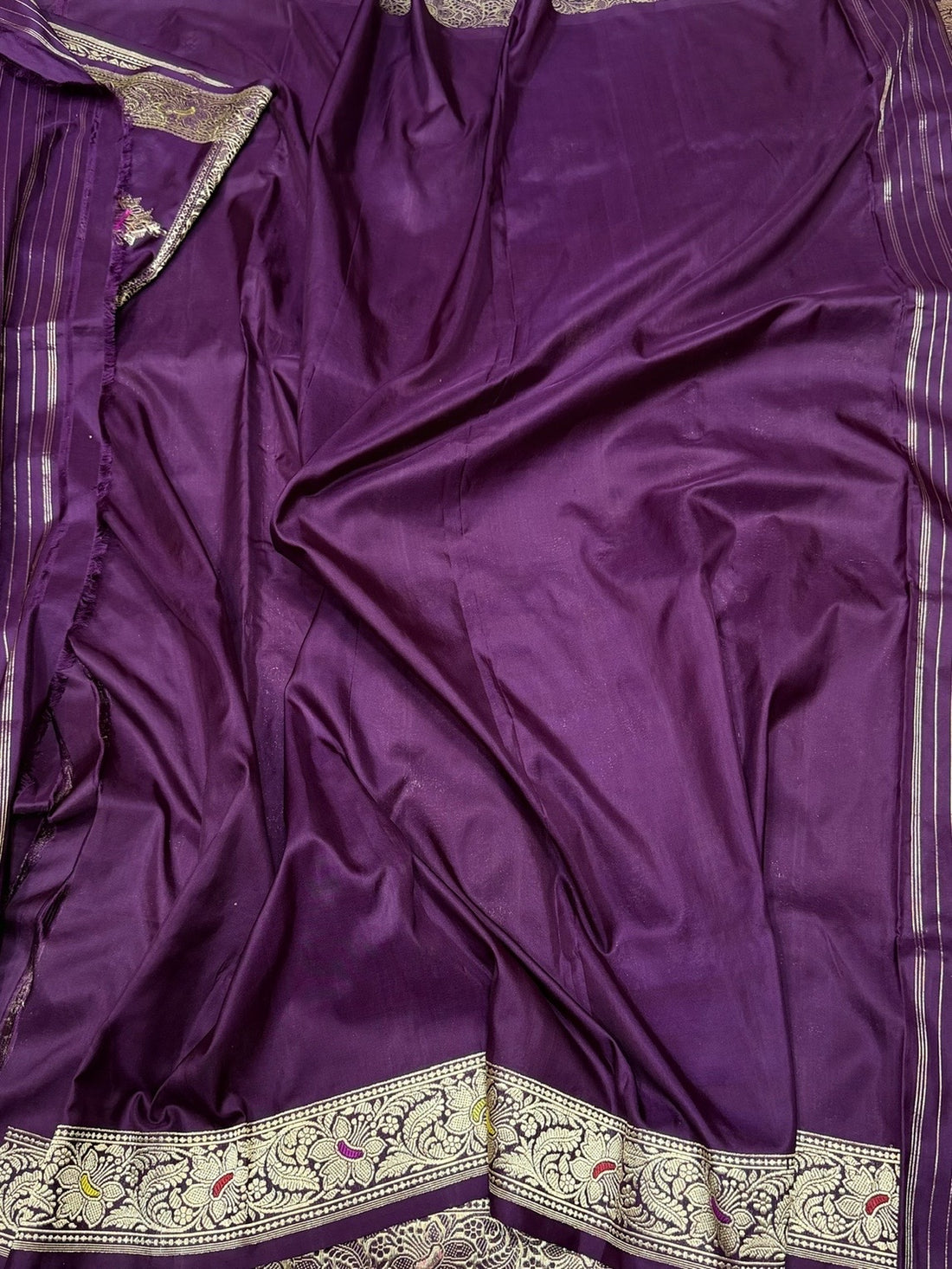 Magenta Handwoven Pure Banarasi Silk Saree – Kadwa Weave in 100% Katan Mulberry Silk