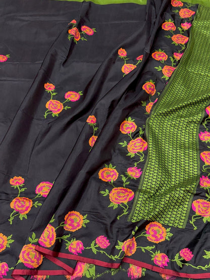 Black Handwoven Pure Banarasi Silk Saree