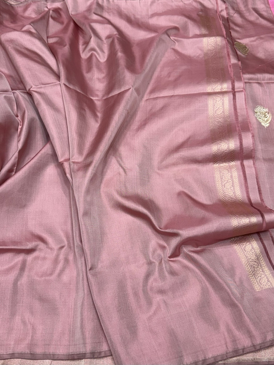 Peach Handwoven Pure Banarasi Ektara Silk Saree