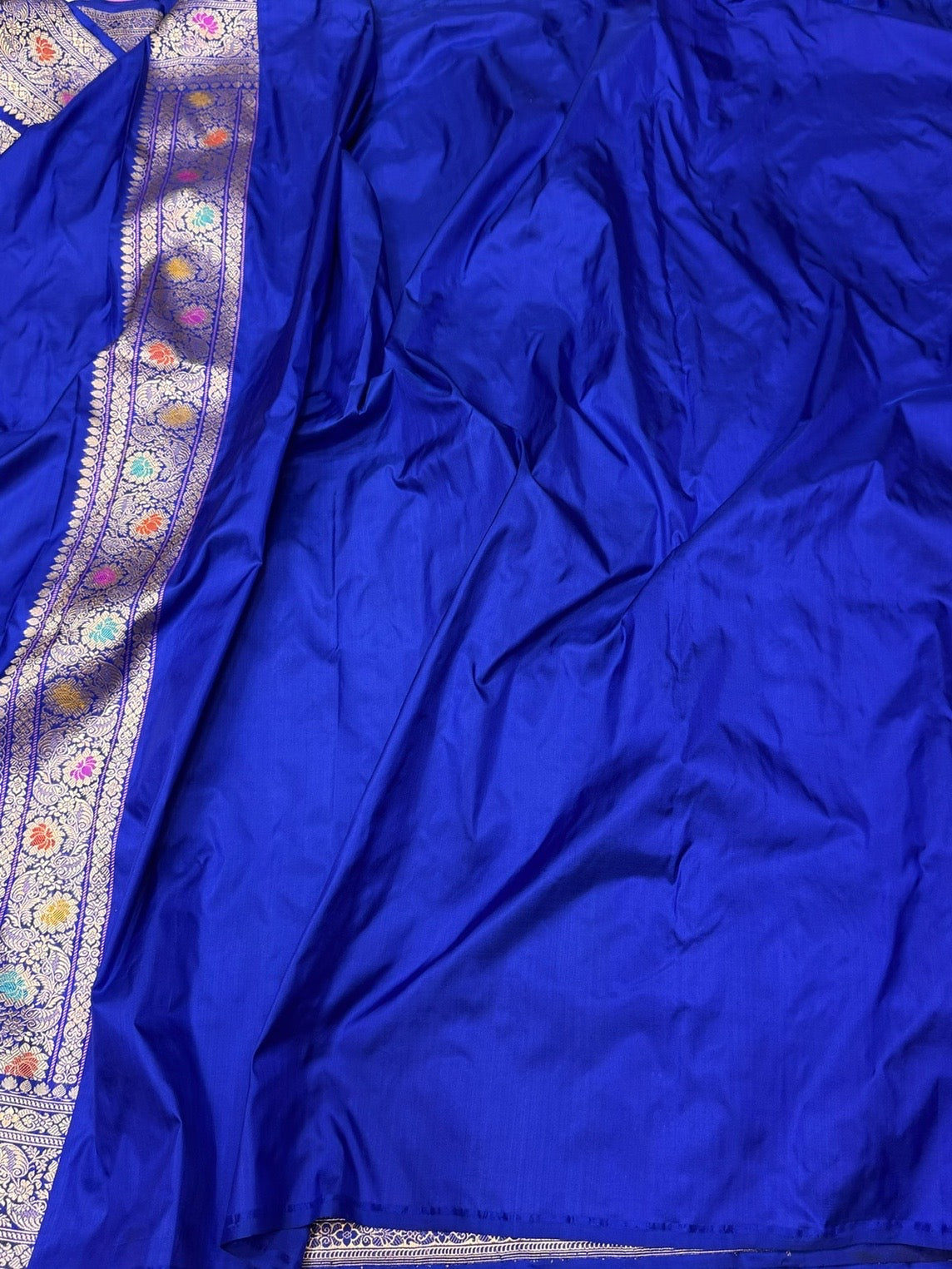 Royal Blue Handwoven Pure Banarasi Silk Saree in Kadwa Weave