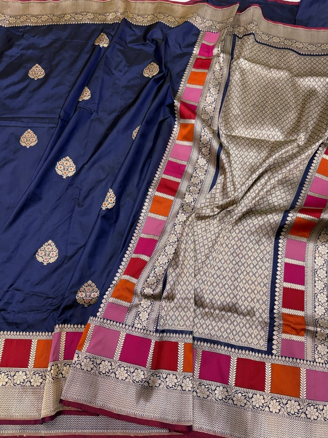 Navy Blue Handwoven Pure Banarasi Silk Saree