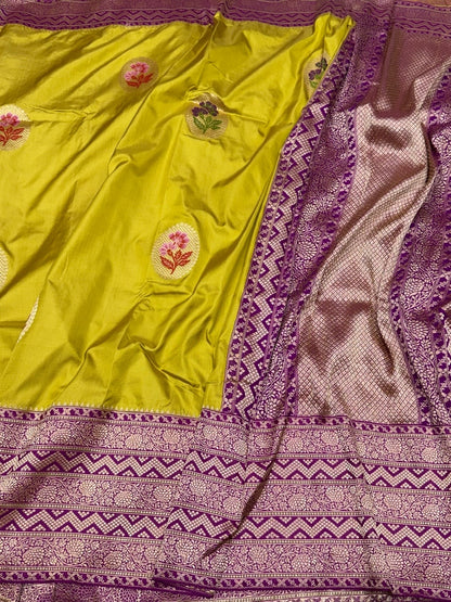 Mehndi Yellow Handwoven Pure Banarasi Ektara Silk Saree