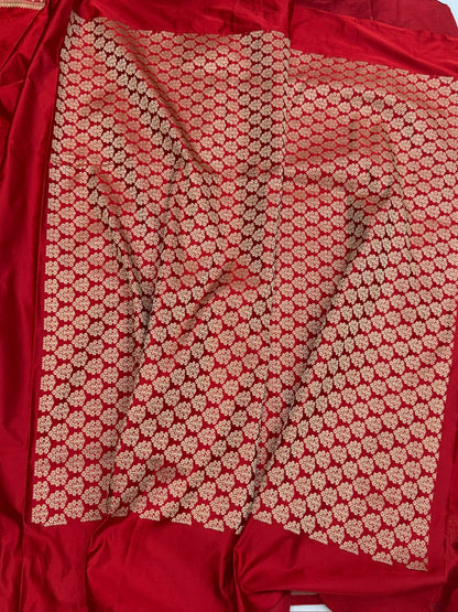 Red Handwoven Pure Banarasi Mashru Satin Silk Saree