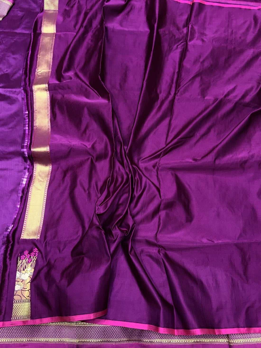 Purple Handwoven Pure Banarasi Mashru Satin Silk Saree