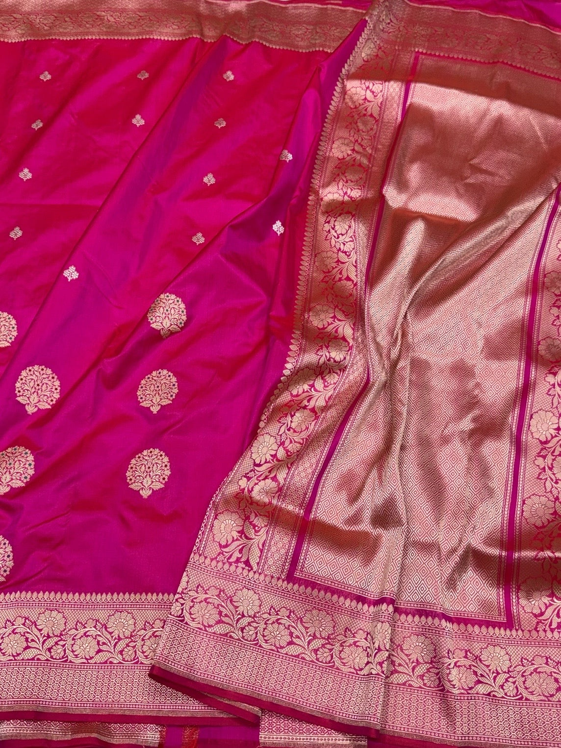 Rani Pink Handwoven Pure Banarasi Silk Saree – Katan Silk, Kadwa Weave &amp; Elegant Traditional Borderal Border