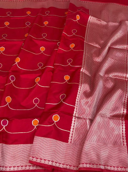 Red Handwoven Pure Banarasi Katan Silk Saree