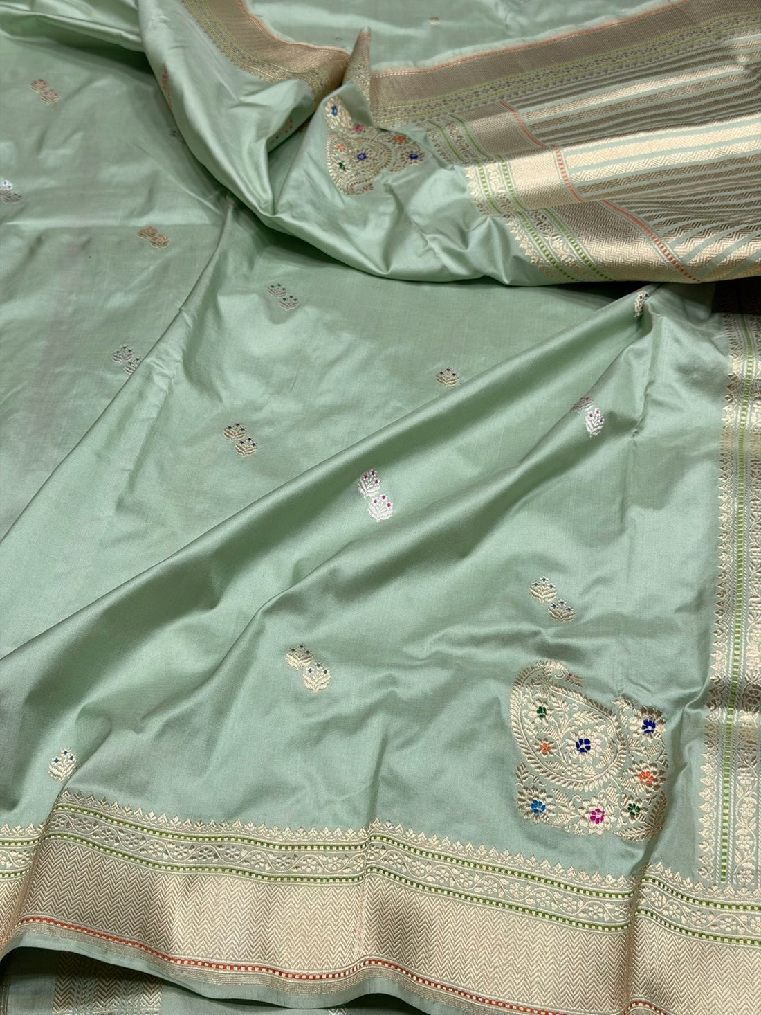 Sage Green Handwoven Pure Banarasi Silk Saree in Kadwa Weave | Authentic Katan Mulberry Silk