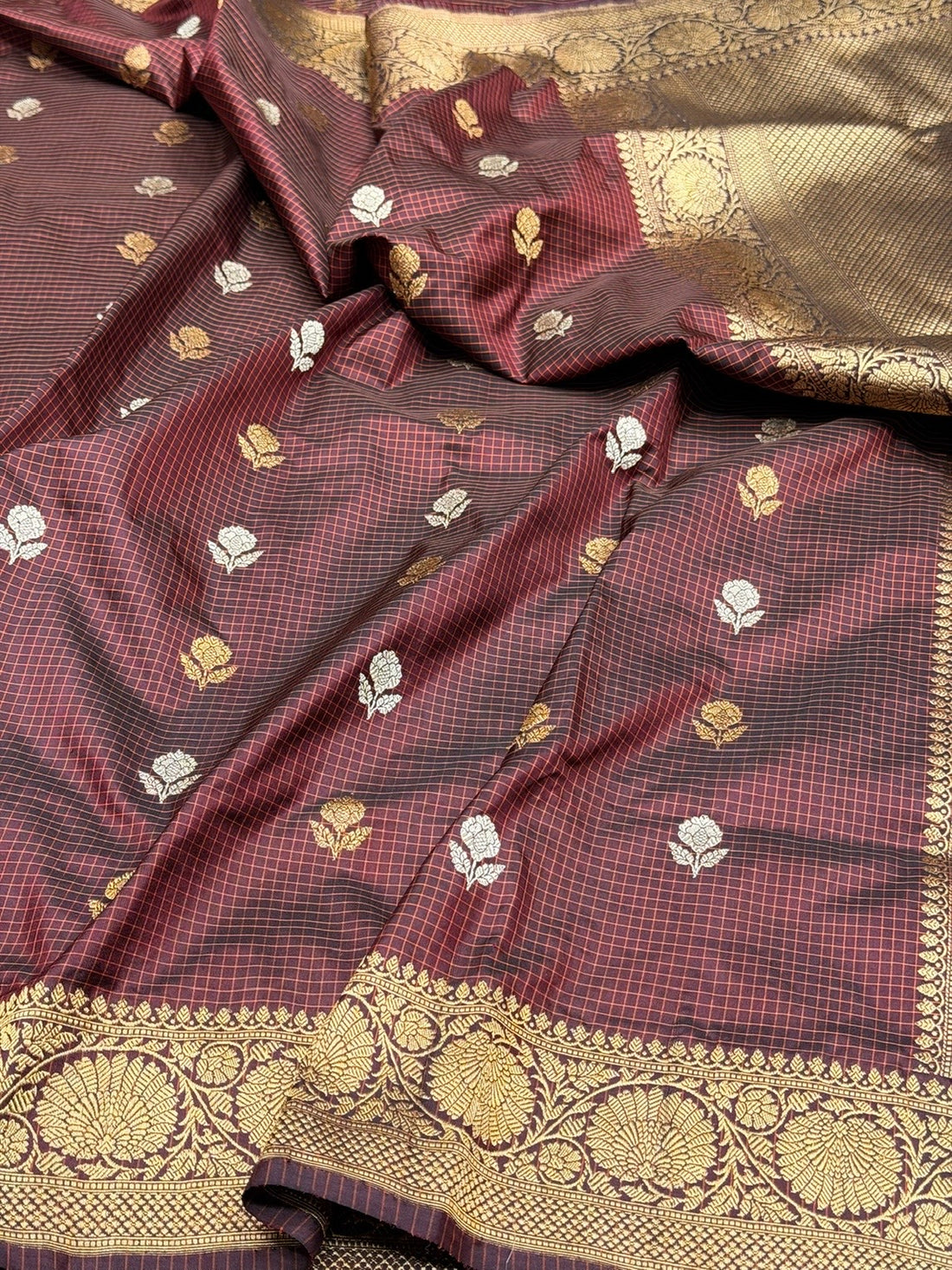 Handwoven Pure Banarasi Saree in Katan Silk – Traditional Checks Weave